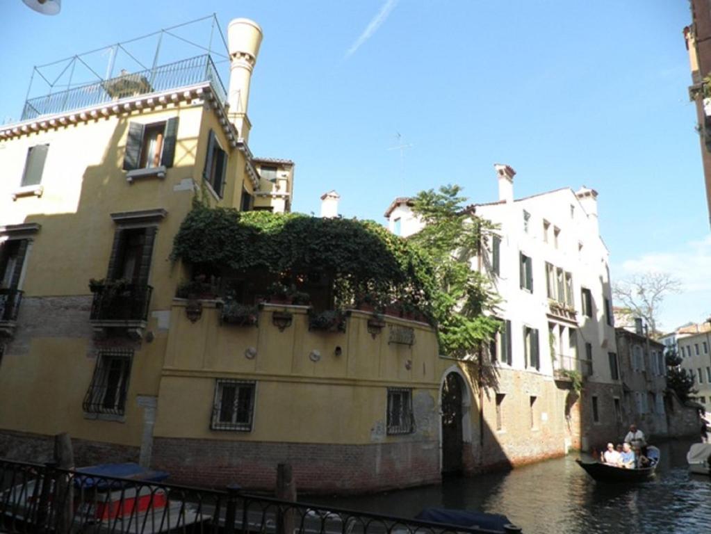 Residenza De L'Osmarin Suites Venice Exterior photo